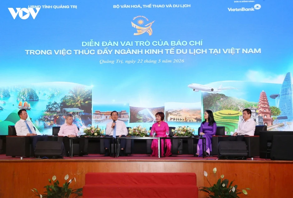 Báo chí là “cầu nối mềm” giữa hình ảnh quốc gia và du khách, cộng đồng quốc tế Báo chí là “cầu nối mềm” giữa hình ảnh quốc gia và du khách, cộng đồng quốc tế
