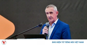 Báo chí phải chủ động tìm đến người trẻ thì mới cạnh tranh được với mạng xã hội