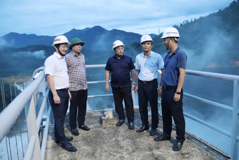 Bảo đảm an toàn hồ thủy điện, hệ thống điện trước đợt mưa lớn Bảo đảm an toàn hồ thủy điện, hệ thống điện trước đợt mưa lớn