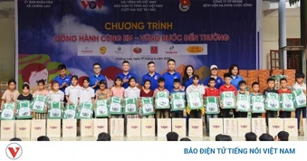 Báo Điện tử Tiếng nói Việt Nam tổ chức chương trình thiện nguyện tại Sơn La