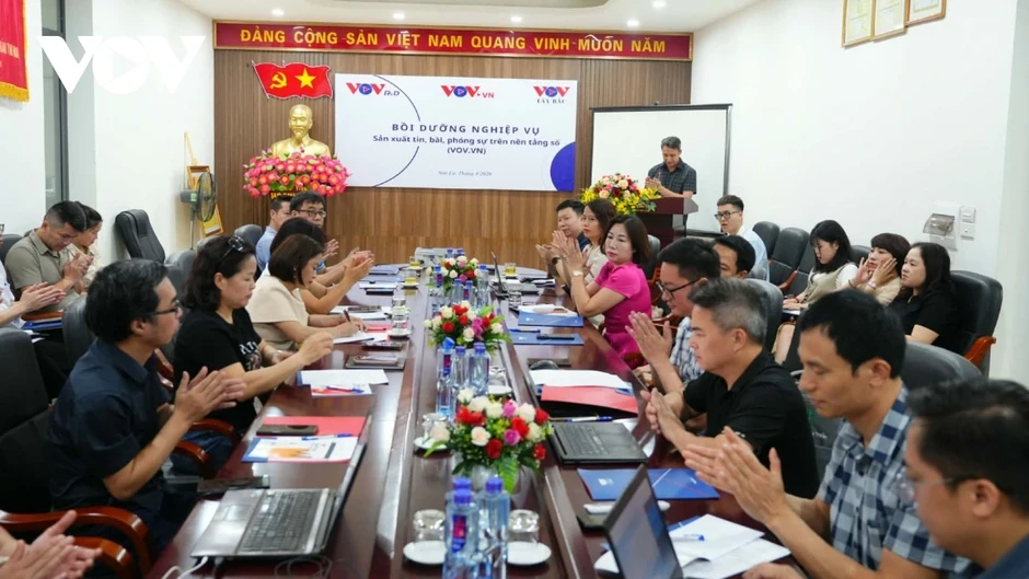 Báo Điện tử TNVN trao đổi nghiệp vụ với TinVina Tây Bắc