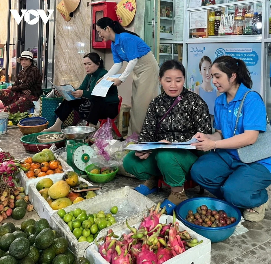 Bảo hiểm xã hội tự nguyện, mở rộng “lưới an sinh” cho lao động phi chính thức Bảo hiểm xã hội tự nguyện, mở rộng “lưới an sinh” cho lao động phi chính thức
