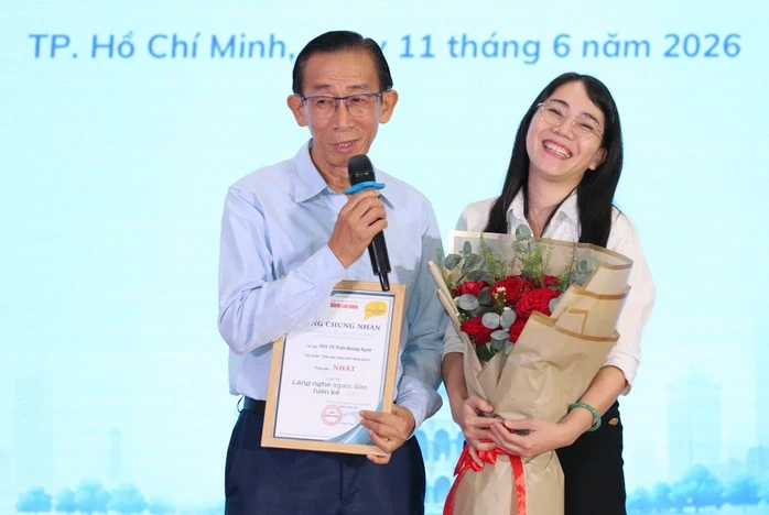 TinVina trao giải 3 cuộc thi viết: Cuộc "đối thoại" bất ngờ, đầy cảm xúc