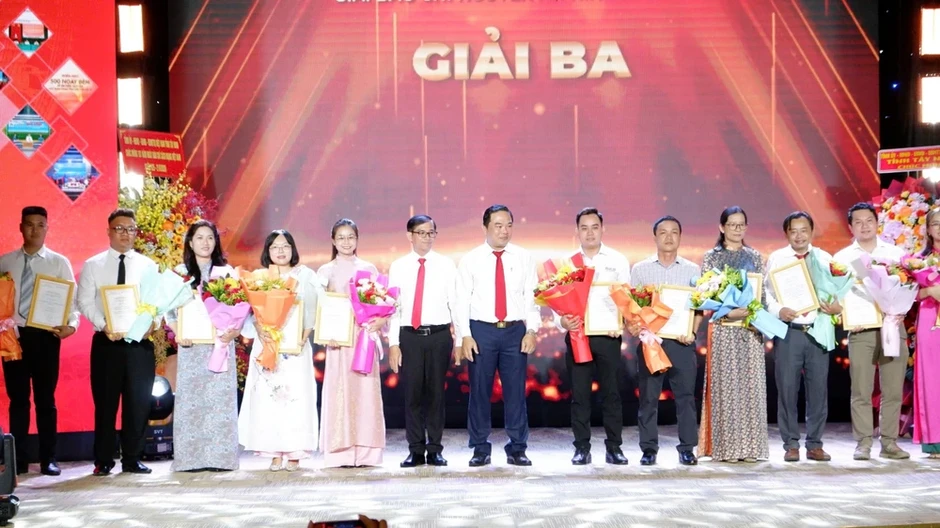 Báo Pháp Luật TP.HCM đoạt giải Ba Giải Báo chí Nguyễn An Ninh năm 2026 Báo Pháp Luật TP.HCM đoạt giải Ba Giải Báo chí Nguyễn An Ninh năm 2026