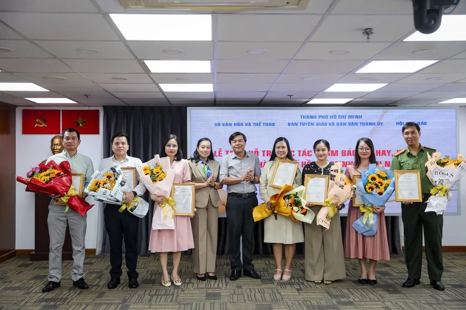 Báo Sài Gòn Giải Phóng có 5 tác phẩm hay, xuất sắc được hỗ trợ trong quý 4-2025 Báo Sài Gòn Giải Phóng có 5 tác phẩm hay, xuất sắc được hỗ trợ trong quý 4-2025