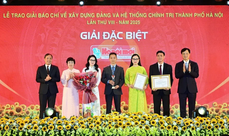 Báo Sài Gòn Giải Phóng đoạt Giải Báo chí về xây dựng Đảng của TP Hà Nội Báo Sài Gòn Giải Phóng đoạt Giải Báo chí về xây dựng Đảng của TP Hà Nội
