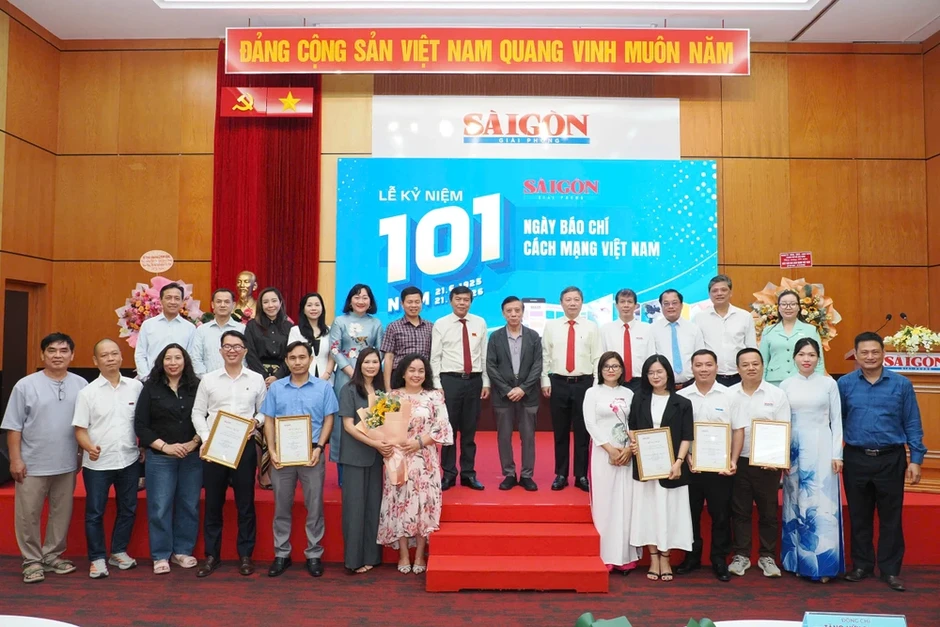 Báo Sài Gòn Giải Phóng tổng kết và trao giải Cuộc thi 'Tỏa sáng giá trị Việt' Báo Sài Gòn Giải Phóng tổng kết và trao giải Cuộc thi 'Tỏa sáng giá trị Việt'