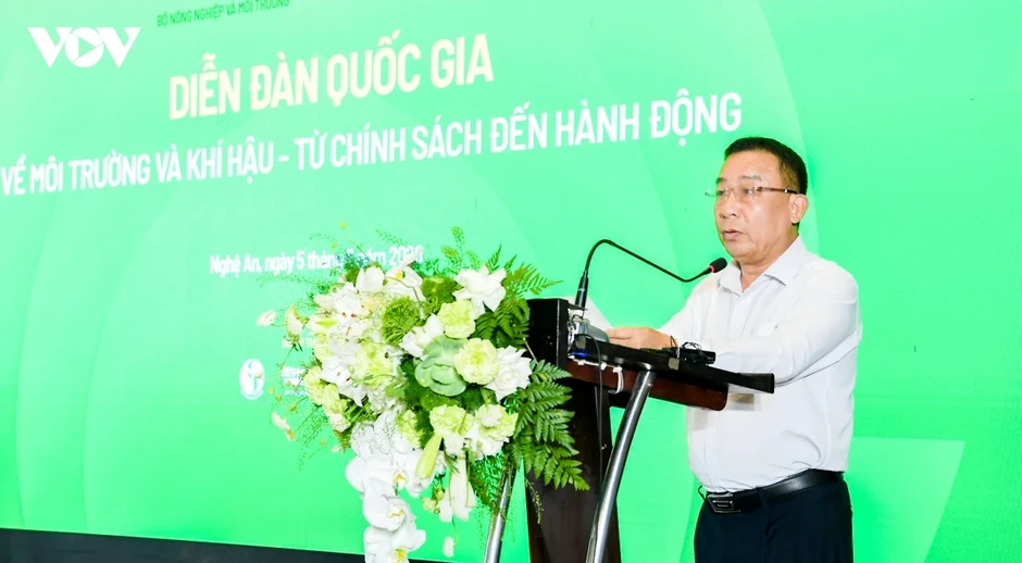 Bảo vệ môi trường phải thực chất, không thể dừng ở lời hứa hay cam kết trên giấy Bảo vệ môi trường phải thực chất, không thể dừng ở lời hứa hay cam kết trên giấy