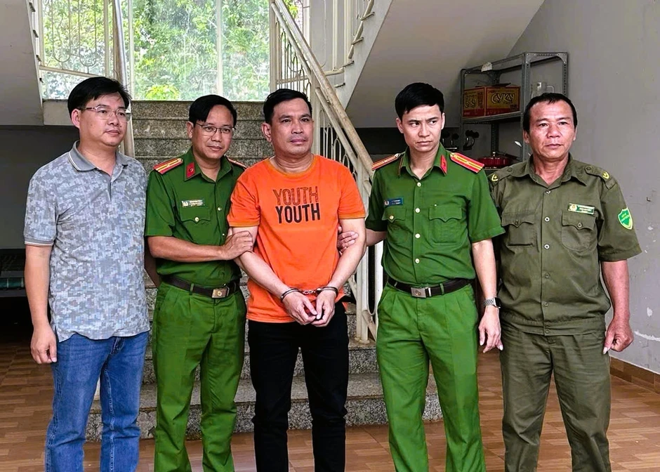 Bắt đối tượng truy nã toàn quốc Hoàng Phi Tùng Bắt đối tượng truy nã toàn quốc Hoàng Phi Tùng