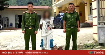 Bé gái 9 tuổi đi lạc hàng trăm km được công an hỗ trợ về với gia đình an toàn