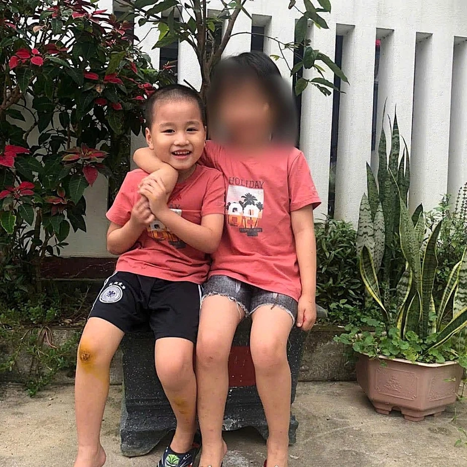 Bé trai 6 tuổi mất tích khi đến nhà bà ngoại chơi ở Hà Tĩnh Bé trai 6 tuổi mất tích khi đến nhà bà ngoại chơi ở Hà Tĩnh