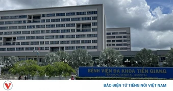 Bệnh nhân tử vong sau khi rơi từ tầng 8 xuống tầng 3 của bệnh viện
