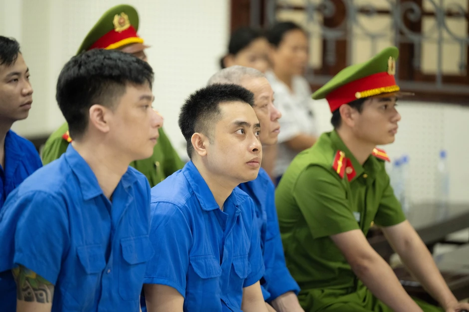 Bị cáo Bùi Đình Khánh cảm ơn các bị hại, gửi lời chia buồn tới gia đình liệt sỹ, Thiếu tá Nguyễn Đăng Khải Bị cáo Bùi Đình Khánh cảm ơn các bị hại, gửi lời chia buồn tới gia đình liệt sỹ, Thiếu tá Nguyễn Đăng Khải