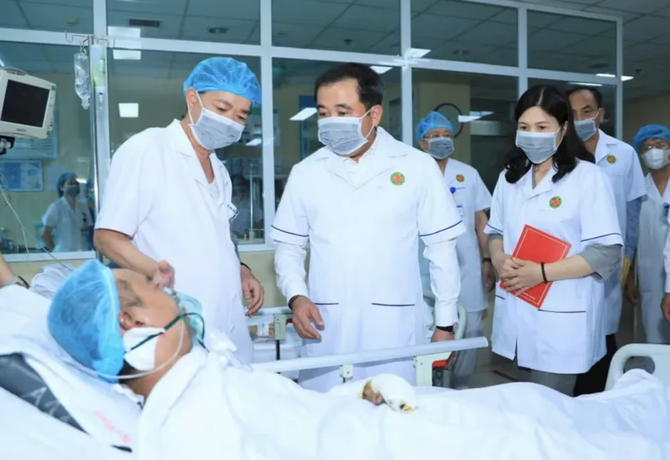 Bí thư Thành ủy Hà Nội thăm hỏi, động viên nạn nhân vụ cháy khiến 5 người tử vong Bí thư Thành ủy Hà Nội thăm hỏi, động viên nạn nhân vụ cháy khiến 5 người tử vong