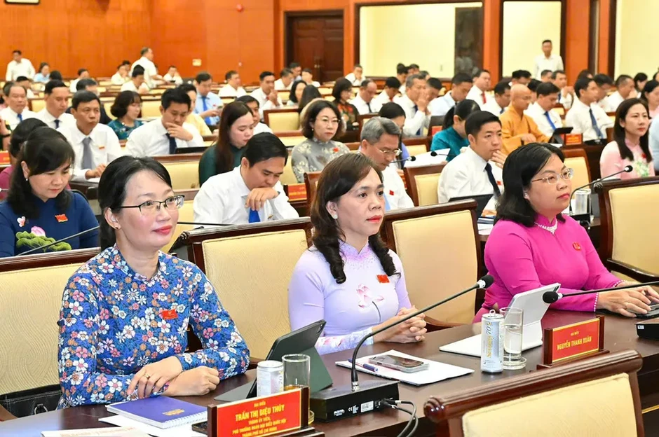 Bí thư Thành ủy TPHCM Trần Lưu Quang: Quyền hạn lớn, trách nhiệm càng phải rõ và kết quả càng phải thực chất Bí thư Thành ủy TPHCM Trần Lưu Quang: Quyền hạn lớn, trách nhiệm càng phải rõ và kết quả càng phải thực chất