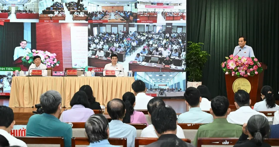Bí thư Thành ủy TPHCM Trần Lưu Quang: Sẽ triển khai nhiều dự án nhà ở xã hội Bí thư Thành ủy TPHCM Trần Lưu Quang: Sẽ triển khai nhiều dự án nhà ở xã hội