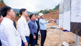 Bí thư Tỉnh ủy Nghệ An: Đẩy nhanh tiến độ thi công các trường phổ thông nội trú liên cấp khu vực biên giới