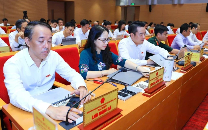 Bí thư xã ở Hà Nội muốn cấp mỗi trưởng thôn 1 xe đạp để hằng ngày đạp xe đi thăm hỏi bà con Bí thư xã ở Hà Nội muốn cấp mỗi trưởng thôn 1 xe đạp để hằng ngày đạp xe đi thăm hỏi bà con