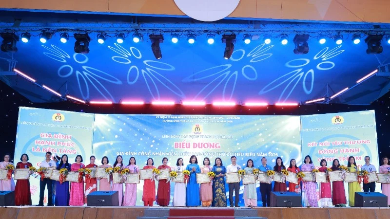 Biểu dương gia đình công nhân, viên chức lao động Thủ đô tiêu biểu năm 2026 Biểu dương gia đình công nhân, viên chức lao động Thủ đô tiêu biểu năm 2026