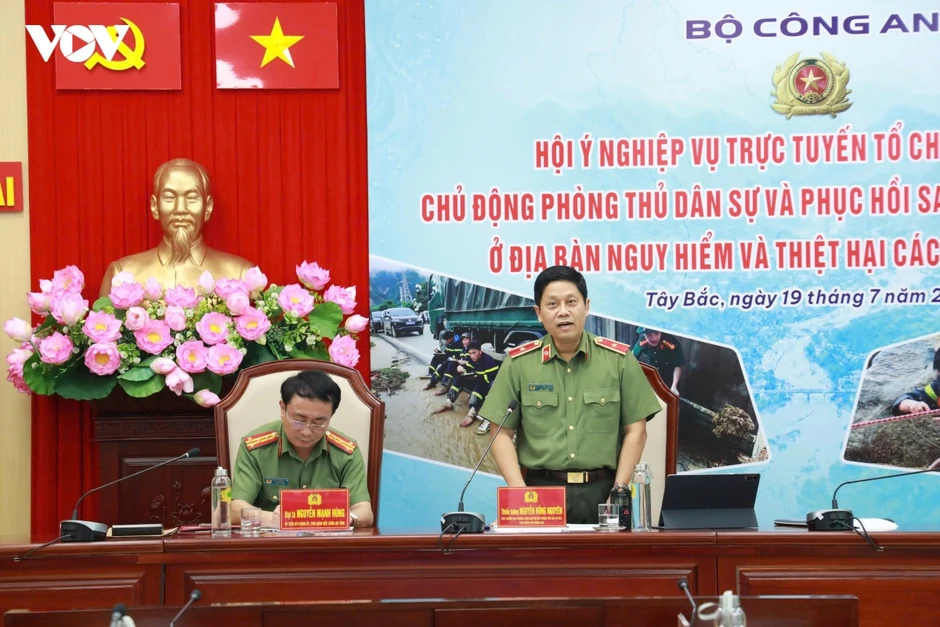 Bộ Công an chỉ đạo chủ động phòng thủ dân sự, khắc phục hậu quả mưa lũ tại Tây Bắc Bộ Công an chỉ đạo chủ động phòng thủ dân sự, khắc phục hậu quả mưa lũ tại Tây Bắc
