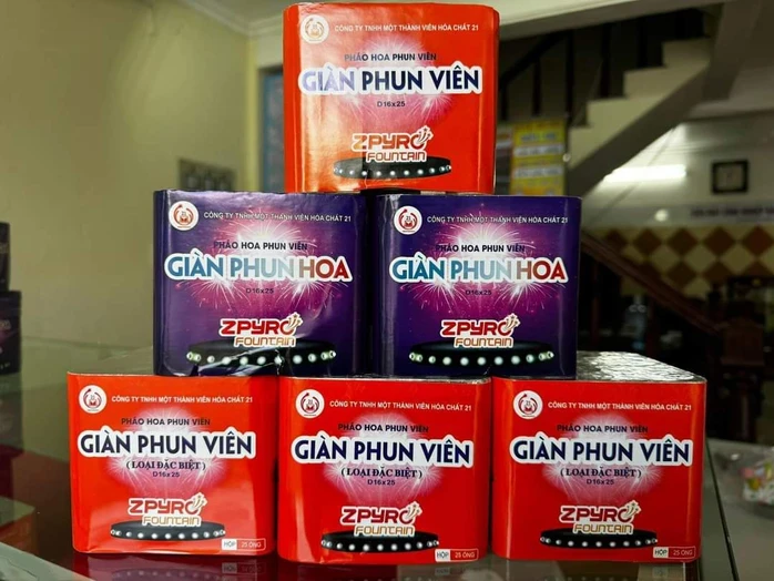Bộ Công an nghiên cứu sản xuất pháo hoa đa dạng về màu sắc, giá cả hợp lý Bộ Công an nghiên cứu sản xuất pháo hoa đa dạng về màu sắc, giá cả hợp lý