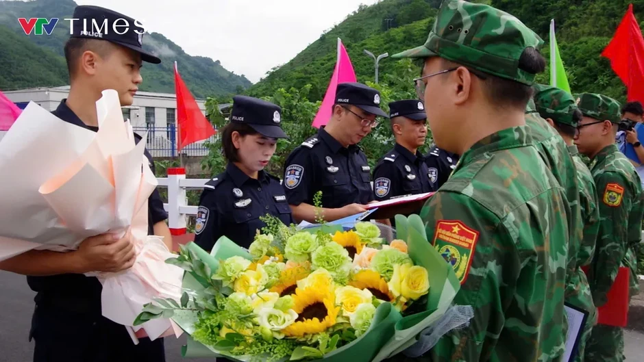 Bộ đội Biên phòng Lai Châu phối hợp tuần tra liên hợp biên giới Việt Nam - Trung Quốc Bộ đội Biên phòng Lai Châu phối hợp tuần tra liên hợp biên giới Việt Nam - Trung Quốc