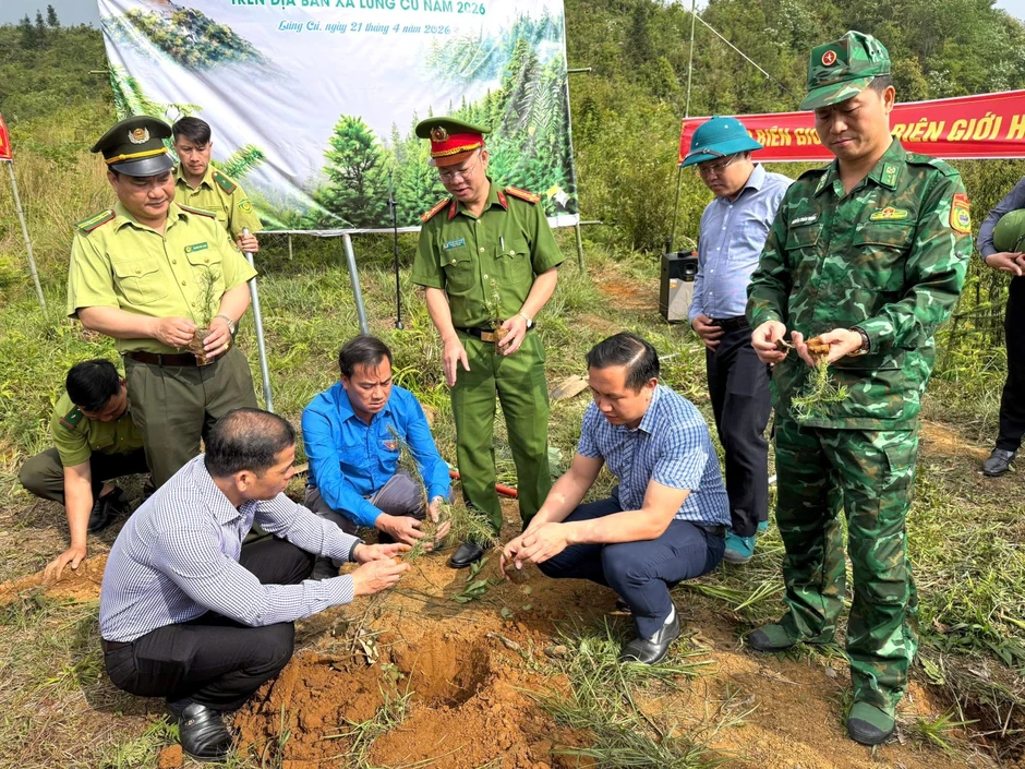 Bộ đội Biên phòng phát động chương trình trồng cây ‘Vành đai biên giới xanh’