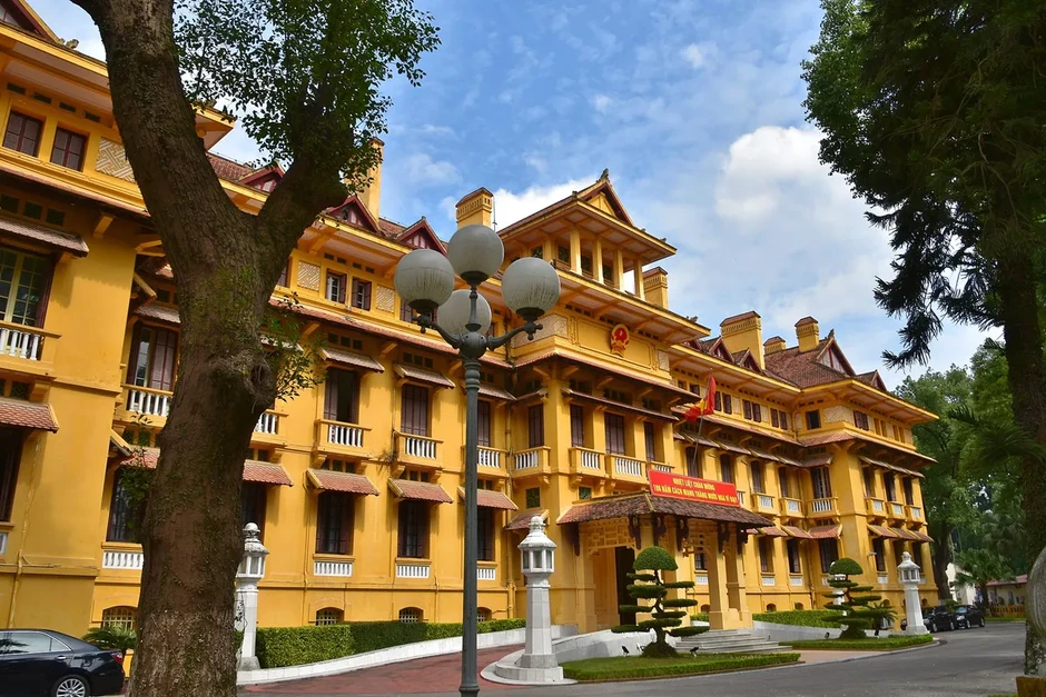 Bộ Ngoại giao có 21 tổ chức hành chính