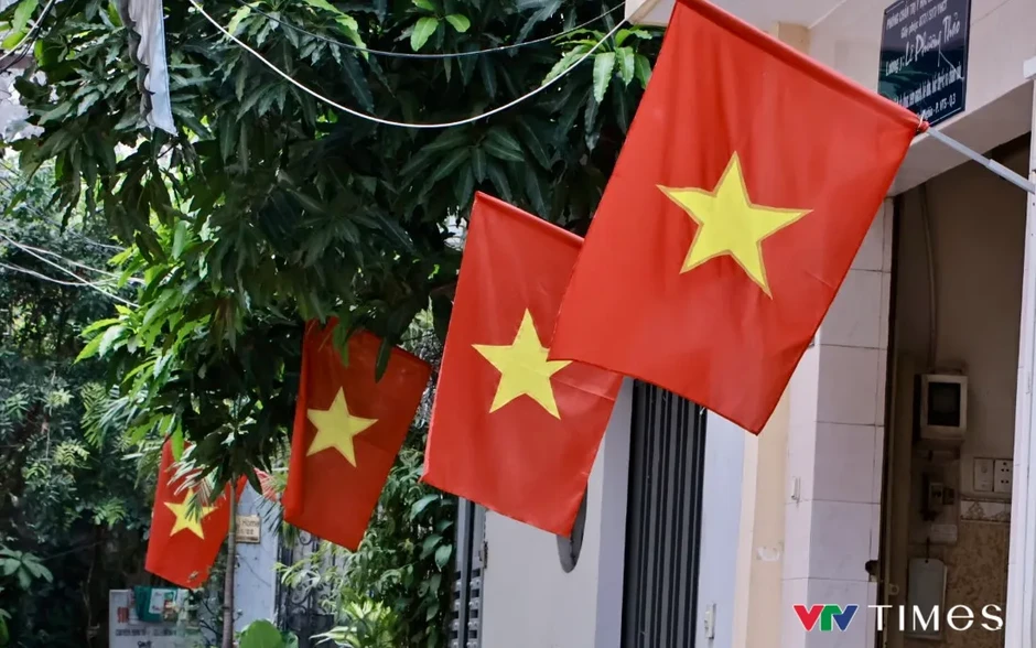 Bộ Nội vụ: Không có chủ trương hoán đổi để nghỉ 9 ngày dịp Giỗ Tổ, 30/4-1/5 Bộ Nội vụ: Không có chủ trương hoán đổi để nghỉ 9 ngày dịp Giỗ Tổ, 30/4-1/5