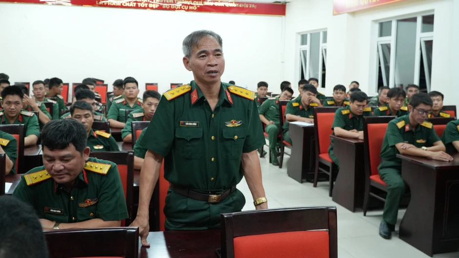 Bộ Tư lệnh Thành phố Hồ Chí Minh tổ chức đối thoại với lực lượng tìm kiếm hài cốt liệt sĩ Bộ Tư lệnh Thành phố Hồ Chí Minh tổ chức đối thoại với lực lượng tìm kiếm hài cốt liệt sĩ