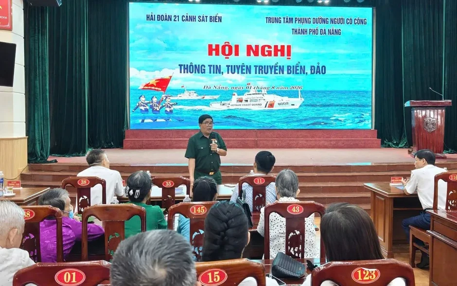 Bộ Tư lệnh Vùng Cảnh sát biển 2 đón Đoàn người có công thành phố Đà Nẵng Bộ Tư lệnh Vùng Cảnh sát biển 2 đón Đoàn người có công thành phố Đà Nẵng