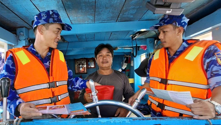 Bộ Tư lệnh Vùng Cảnh sát biển 3 khẳng định vai trò nòng cốt trong thực thi pháp luật trên biển Bộ Tư lệnh Vùng Cảnh sát biển 3 khẳng định vai trò nòng cốt trong thực thi pháp luật trên biển