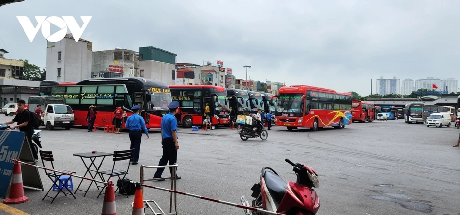 Bộ Xây dựng yêu cầu chống khan vé, chống tăng giá vé xe vô lý dịp nghỉ lễ Bộ Xây dựng yêu cầu chống khan vé, chống tăng giá vé xe vô lý dịp nghỉ lễ