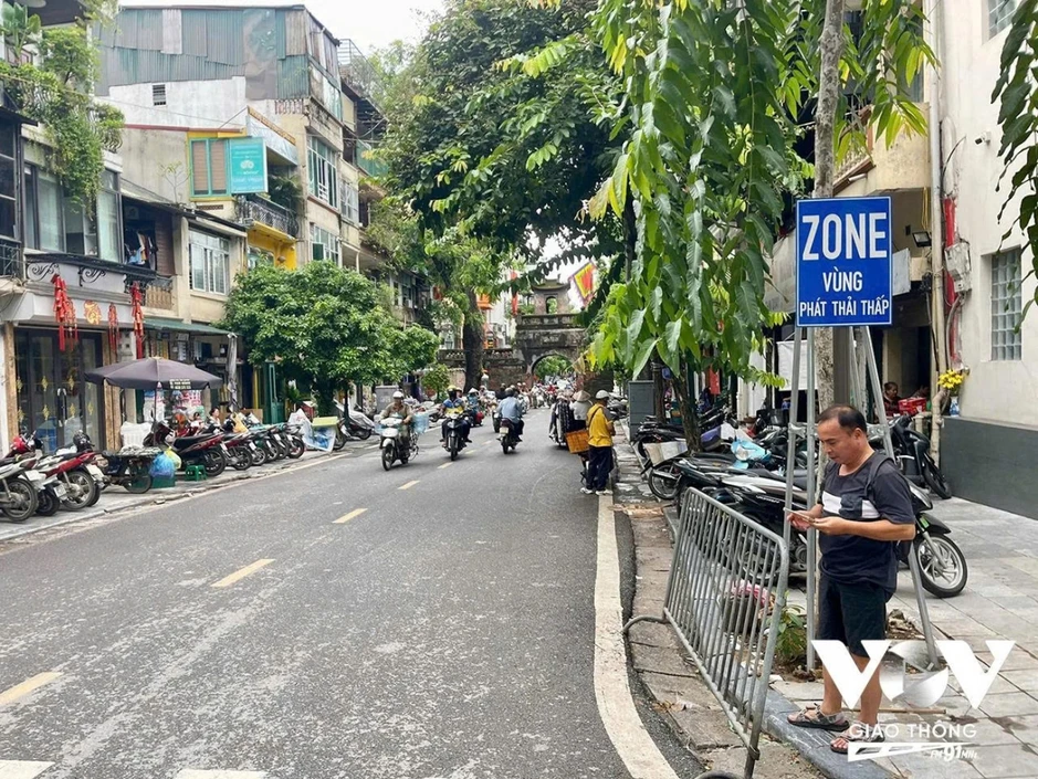 Bỏ xe cá nhân vào vùng phát thải thấp, cần nhiều hơn một bãi gửi xe Bỏ xe cá nhân vào vùng phát thải thấp, cần nhiều hơn một bãi gửi xe
