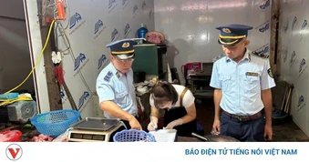 Bộ Y tế kiểm tra đột xuất bếp ăn tập thể tại Hà Nội và Ninh Bình