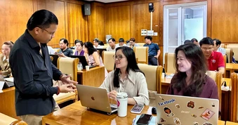 Bồi dưỡng kỹ năng sản xuất, phát triển video trên nền tảng số cho phóng viên