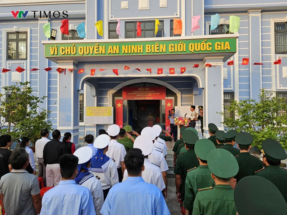 Cà Mau: Bầu cử sớm tại cụm đảo Hòn Khoai và Hòn Chuối Cà Mau: Bầu cử sớm tại cụm đảo Hòn Khoai và Hòn Chuối