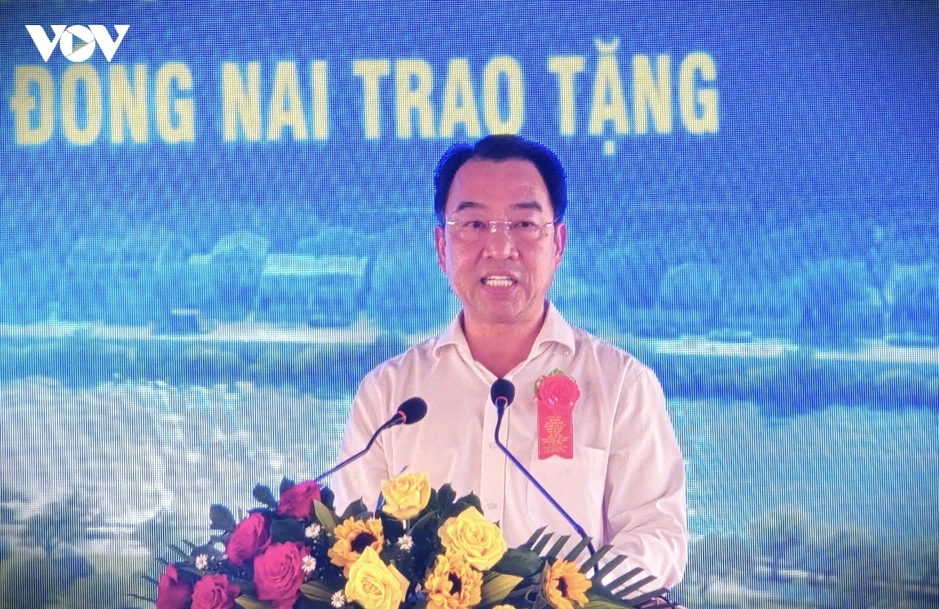 Cà Mau động thổ Đền tưởng niệm, khởi công xây dựng 1.000 căn nhà tình nghĩa Cà Mau động thổ Đền tưởng niệm, khởi công xây dựng 1.000 căn nhà tình nghĩa