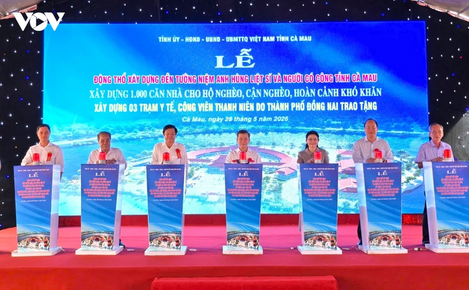 Cà Mau động thổ Đền tưởng niệm, khởi công xây dựng 1.000 căn nhà tình nghĩa Cà Mau động thổ Đền tưởng niệm, khởi công xây dựng 1.000 căn nhà tình nghĩa