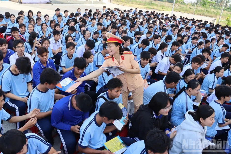 Cà Mau gieo mầm văn hóa giao thông từ học đường Cà Mau gieo mầm văn hóa giao thông từ học đường