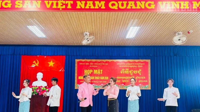 Cà Mau: Lãnh đạo tỉnh và các cơ sở tiếp tục thăm, chúc Tết Chôl Chnăm Thmây của đồng bào Khmer