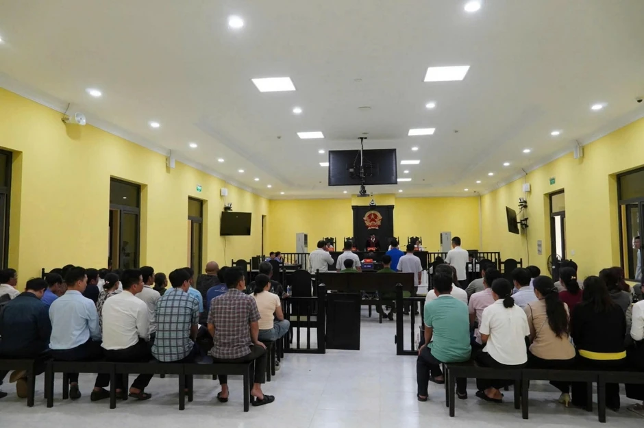 Cà Mau: Nhóm cán bộ đăng kiểm, quản lý tàu cá lãnh án vì nhận hối lộ Cà Mau: Nhóm cán bộ đăng kiểm, quản lý tàu cá lãnh án vì nhận hối lộ