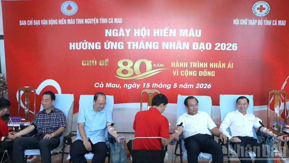 Cà Mau thêm “giọt máu hồng” thắp sáng hành trình nhân ái Cà Mau thêm “giọt máu hồng” thắp sáng hành trình nhân ái