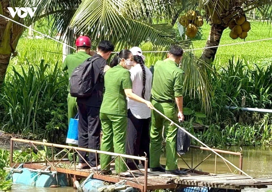 Cà Mau thu nhận hơn 3.300 mẫu ADN thân nhân liệt sĩ trên toàn tỉnh Cà Mau thu nhận hơn 3.300 mẫu ADN thân nhân liệt sĩ trên toàn tỉnh