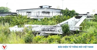 Cà Mau “tìm chủ” chiếc máy bay chiến đấu MiG-21