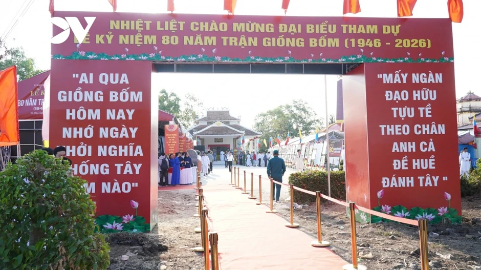 Cà Mau tổ chức trọng thể lễ kỷ niệm 80 năm Trận Giồng Bốm Cà Mau tổ chức trọng thể lễ kỷ niệm 80 năm Trận Giồng Bốm