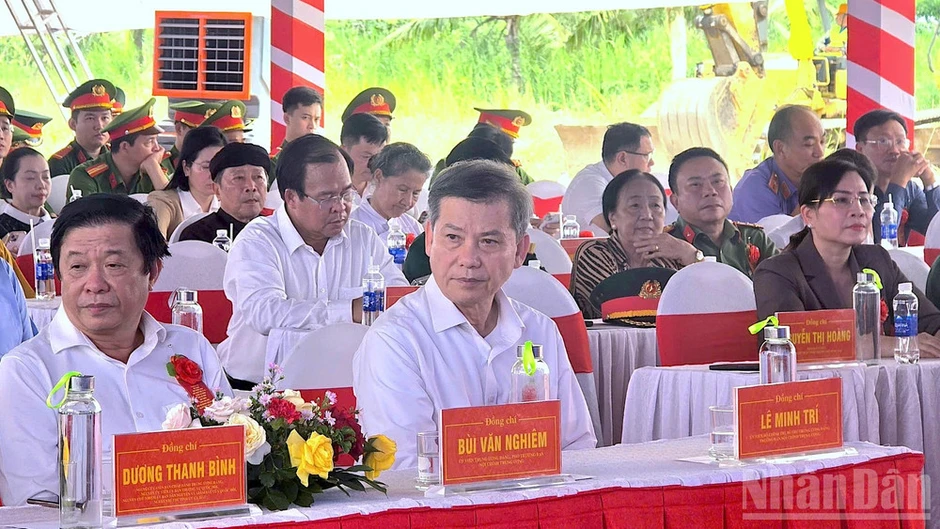 Cà Mau triển khai chuỗi công trình ý nghĩa về lịch sử và an sinh xã hội Cà Mau triển khai chuỗi công trình ý nghĩa về lịch sử và an sinh xã hội