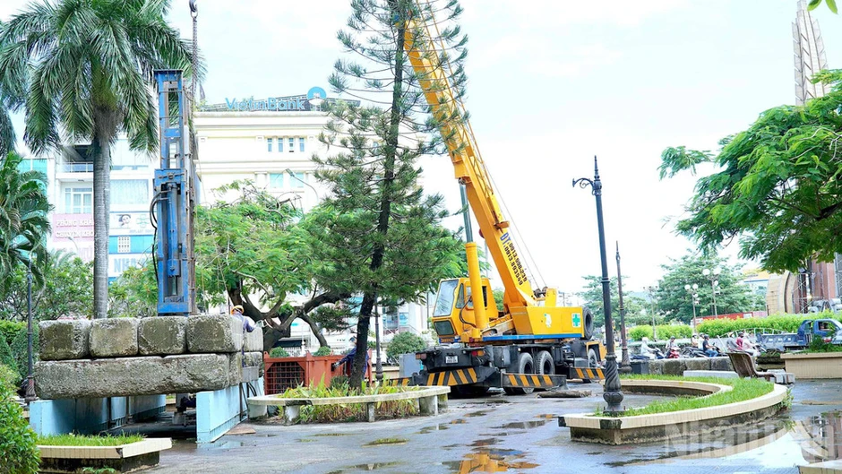 Cà Mau xây dựng tượng đài “Công an nhân dân vì bình yên cuộc sống” Cà Mau xây dựng tượng đài “Công an nhân dân vì bình yên cuộc sống”