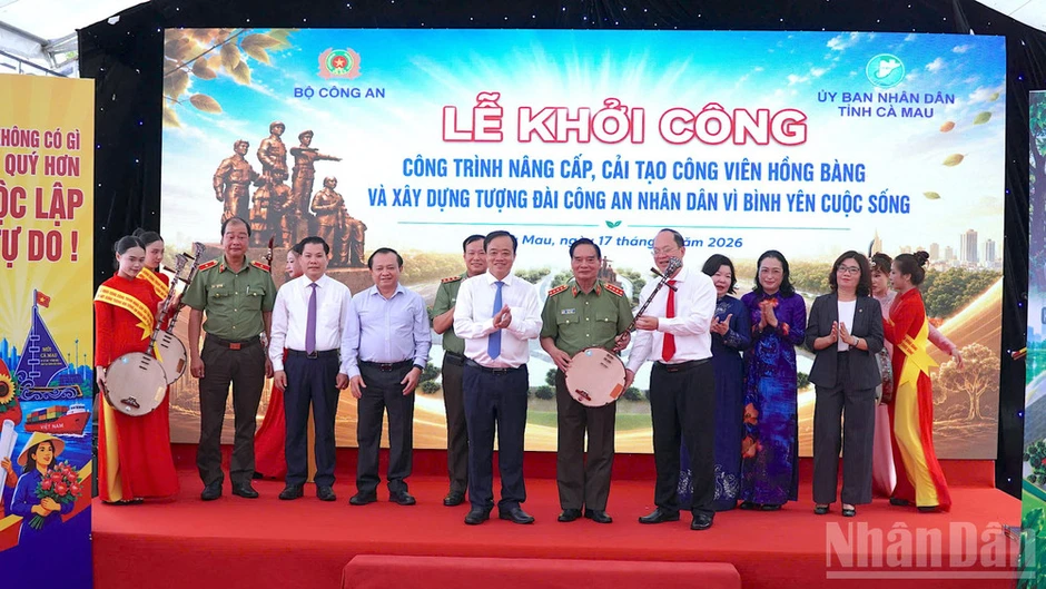 Cà Mau xây dựng tượng đài “Công an nhân dân vì bình yên cuộc sống” Cà Mau xây dựng tượng đài “Công an nhân dân vì bình yên cuộc sống”