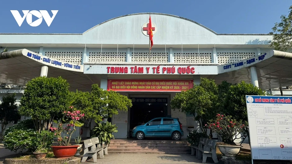 Ca viêm não mô cầu B, hơn 100 người tiếp xúc gần đã uống kháng sinh dự phòng Ca viêm não mô cầu B, hơn 100 người tiếp xúc gần đã uống kháng sinh dự phòng
